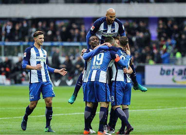  德甲保级大战柏林赫塔惊险续命成功  