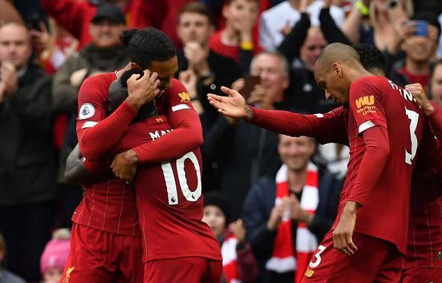  利物浦青训再发力，小将琼斯首秀破门  